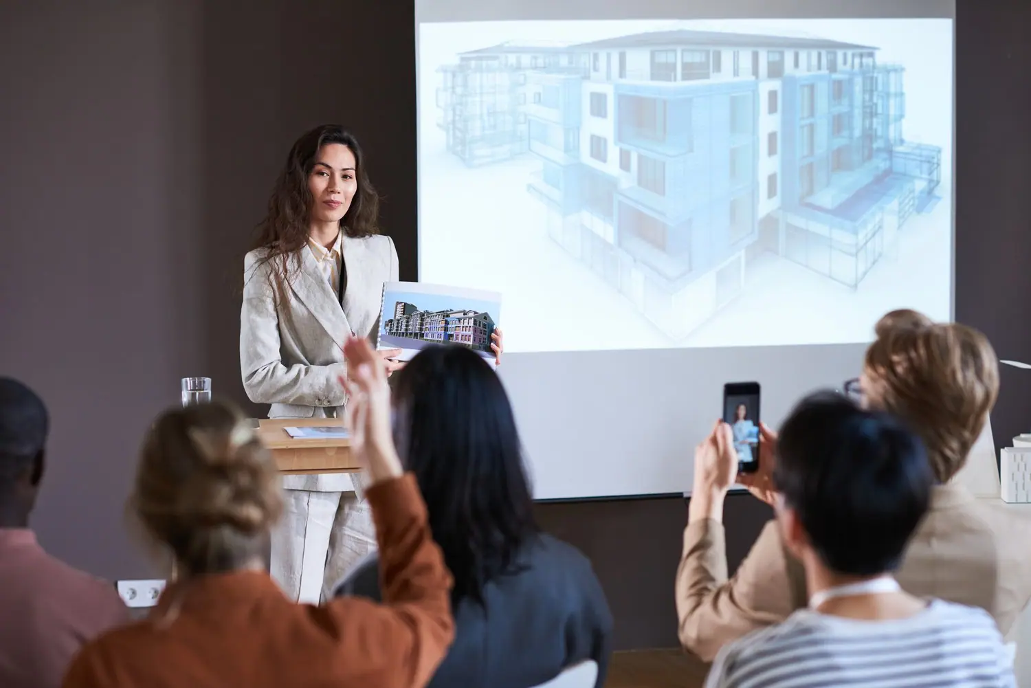 Real Estate Summit: Przyszłość rynku mieszkaniowego