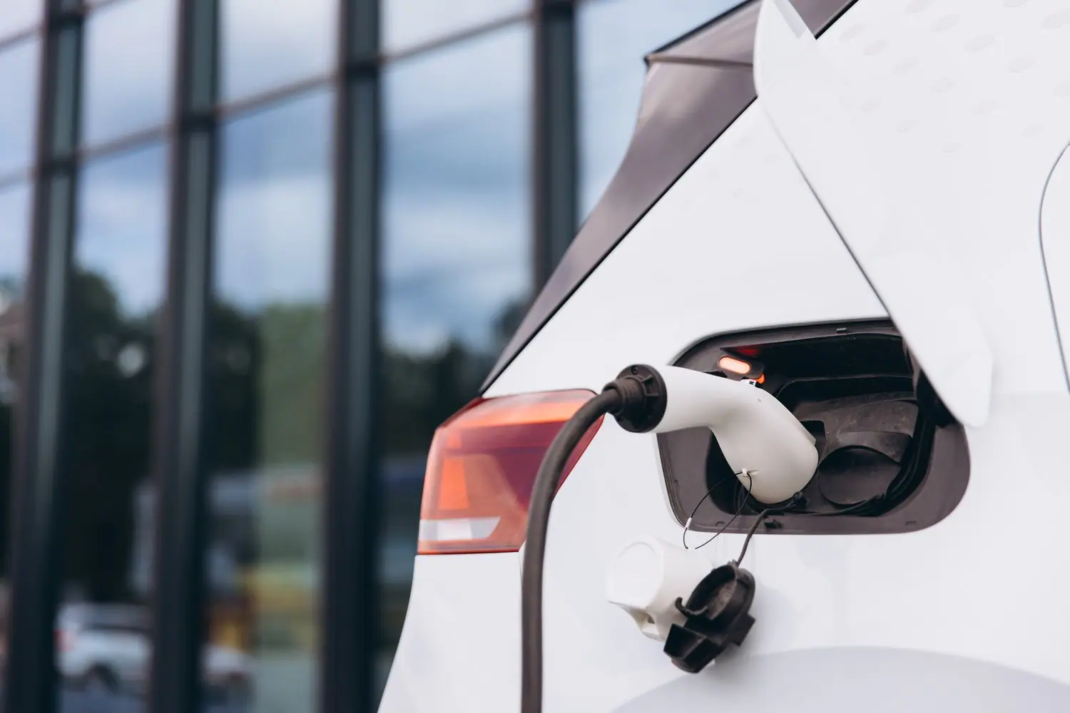 Szczyt Polskiej Motoryzacji: Elektromobilność w praktyce (2025-07-03) (2025-07-29)