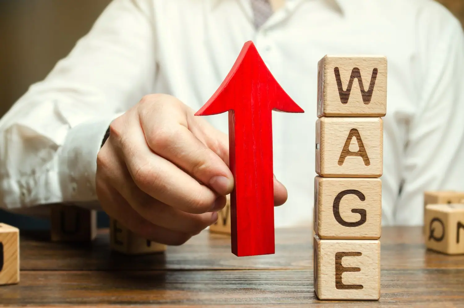 Ile wynosi minimalne wynagrodzenie w różnych branżach w 2024 roku?